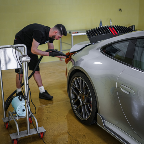 Asciugatura Porsche 911 in studio — c.f. detailing